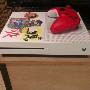 Xbox One S with controller